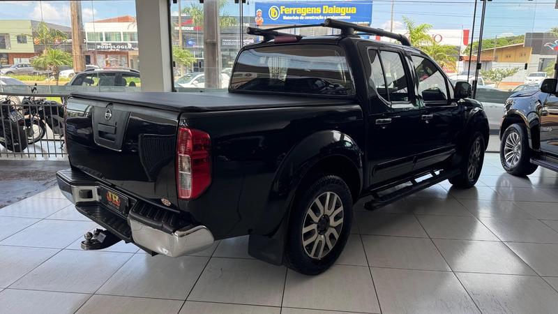 Nissan Frontier Sl 4X4 - foto 2