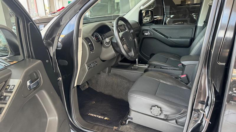Nissan Frontier Sl 4X4 - foto 6