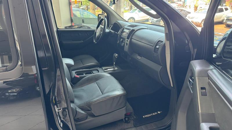 Nissan Frontier Sl 4X4 - foto 7