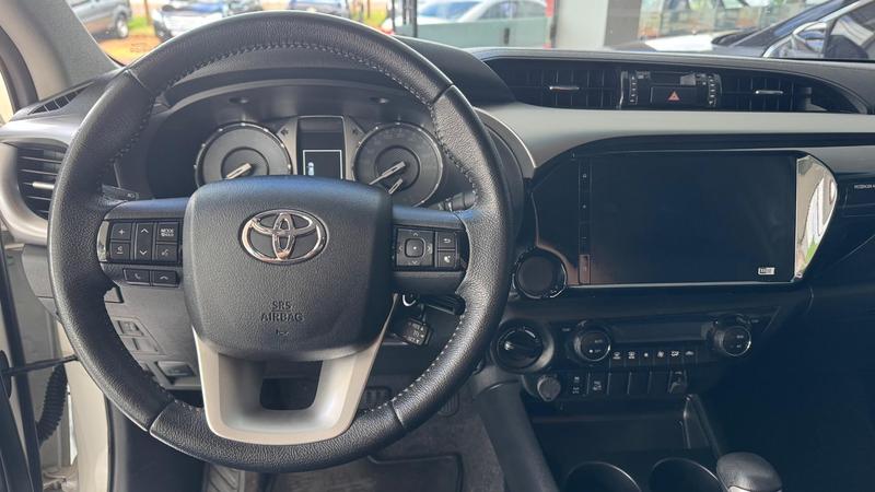 Toyota Hilux Cd 4X4 2.8 Diesel Mec. - foto 4