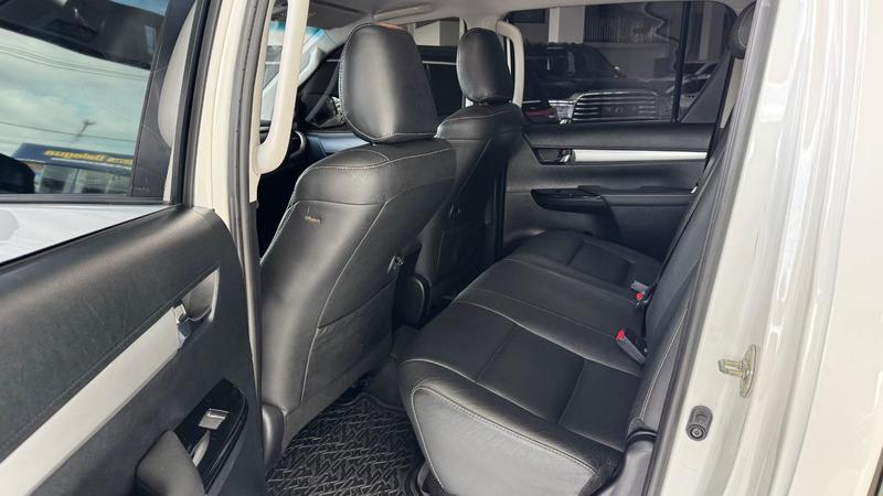 Toyota Hilux Cd 4X4 2.8 Diesel Mec. - foto 8