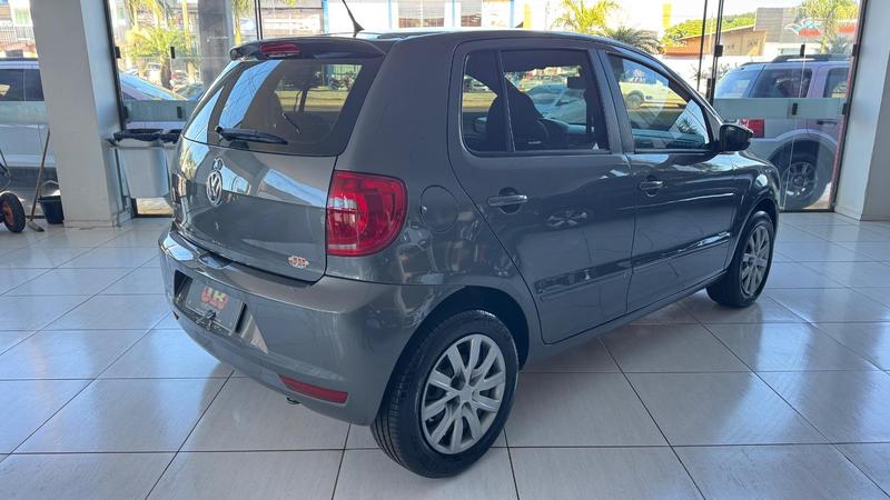 Volkswagen Fox 1.0 Mi Total Flex 8V 3P - foto 3