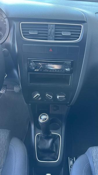 Volkswagen Fox 1.0 Mi Total Flex 8V 3P - foto 5
