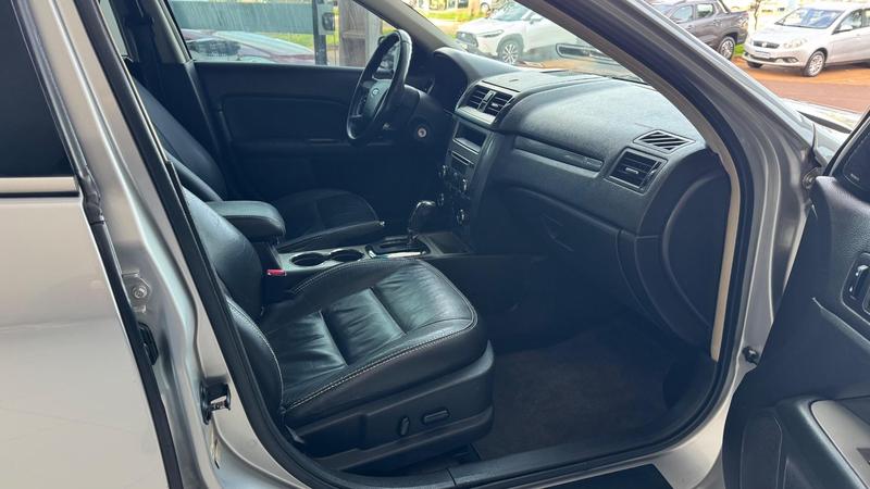 Ford Fusion - foto 7