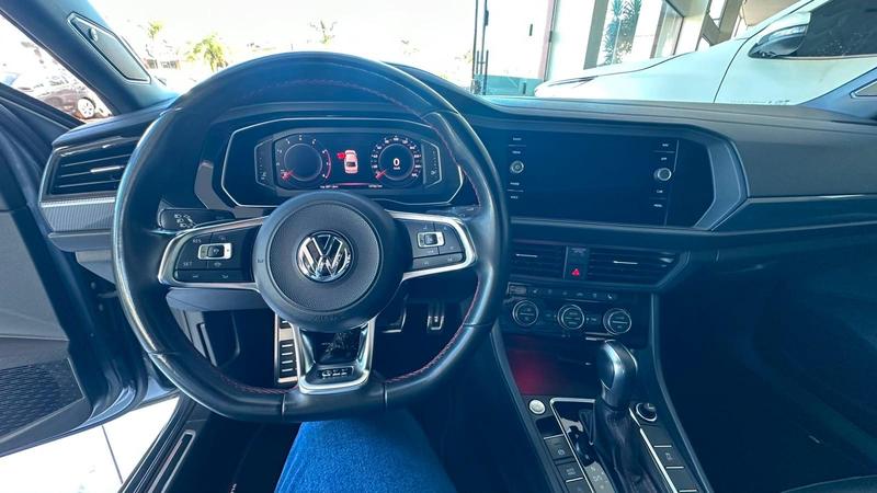Volkswagen Jetta GLi Ag - foto 8