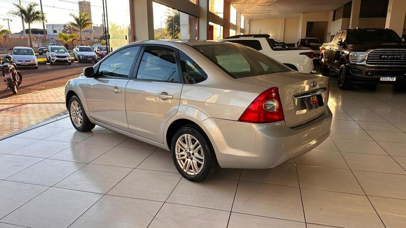Ford Focus 2l Fc Flex - foto 2