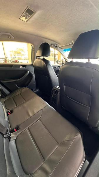 Volkswagen Jetta 2.0 - foto 10