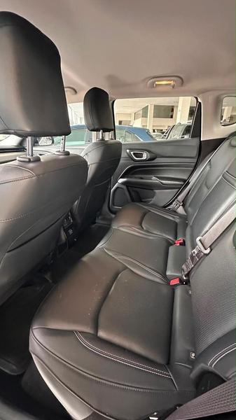 Jeep Compass Long. Td 350 2.0 4X4 Diesel Aut. - foto 8