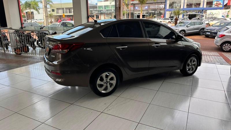 Hyundai HB20S Bronze - foto 3