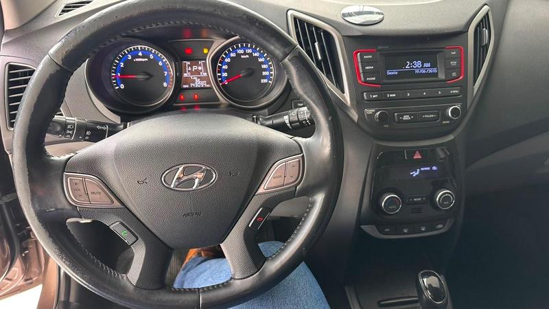 Hyundai HB20S Bronze - foto 4