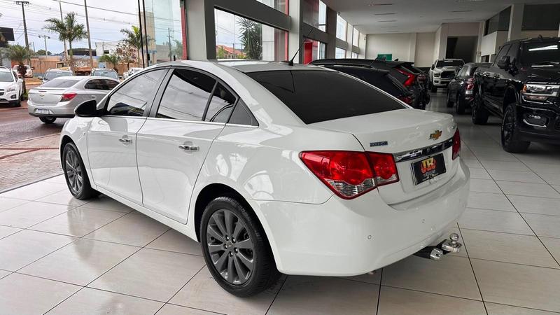 Chevrolet Cruze LT 1.8 16V Flexpower 4P Mec. - foto 3