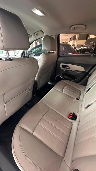 Chevrolet Cruze LT 1.8 16V Flexpower 4P Mec. - foto 8