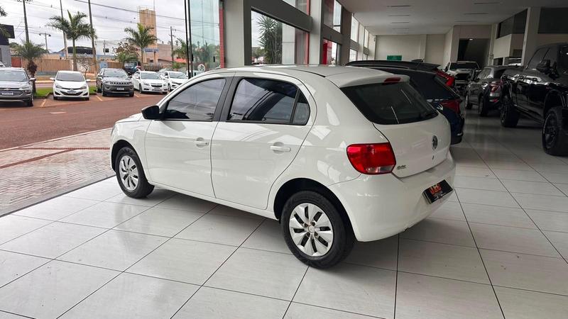 Volkswagen Gol 1.0 - foto 2