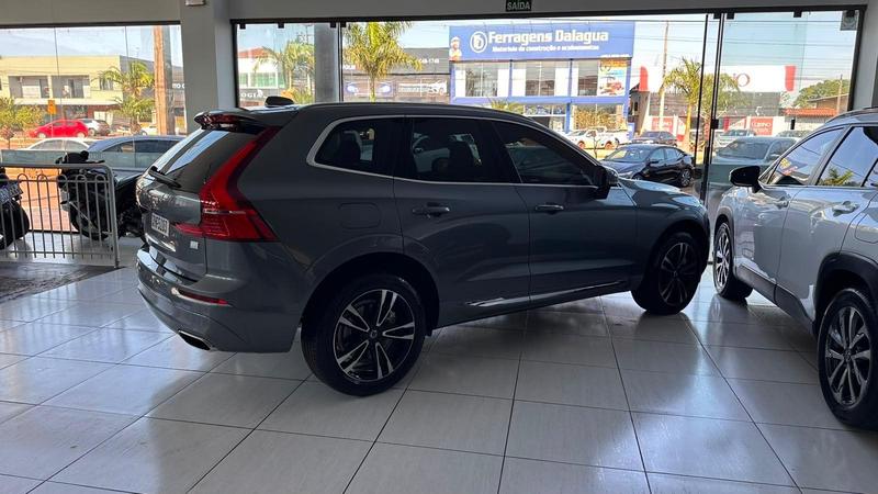 Volvo XC60 T 5 Momentum 2.0 254cv Awd 5P - foto 3