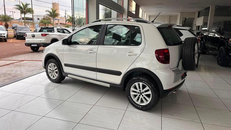 Volkswagen CrossFox 1.6 Mi Total Flex 8V 5P - foto 2