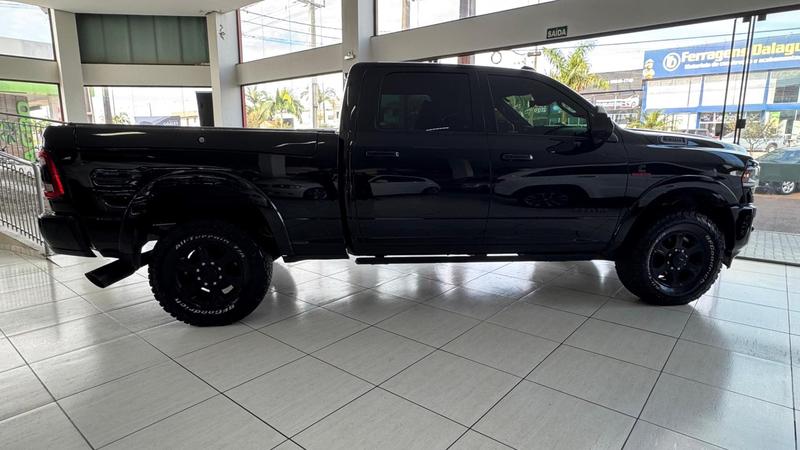 Ram 3500 Laramie 6.7 Tb Cd 4X4 Diesel - foto 4
