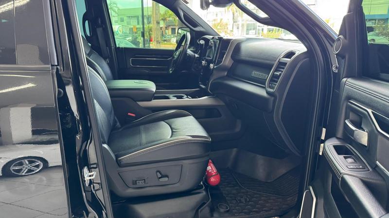 Ram 3500 Laramie 6.7 Tb Cd 4X4 Diesel - foto 8
