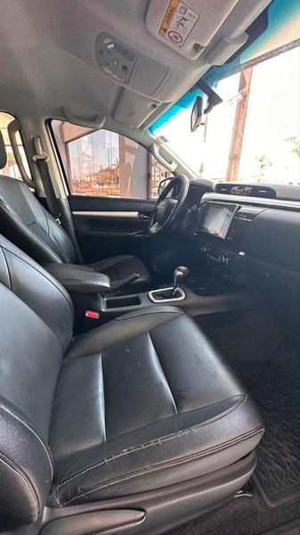 Toyota Hilux Cd 4X4 2.8 Diesel Mec. - foto 8