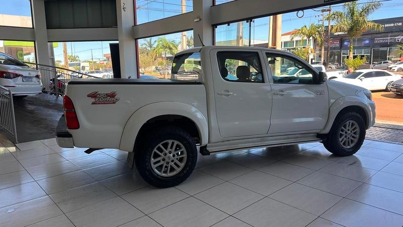 Toyota Hilux Cd4x4 Srv - foto 3