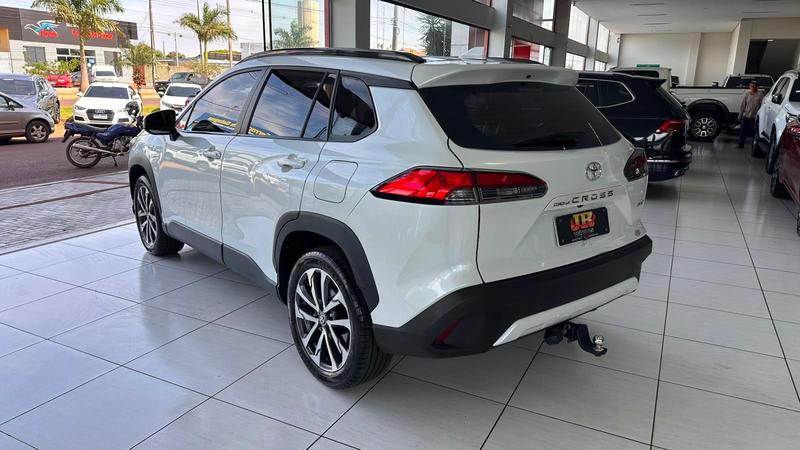 Toyota Corolla Cross XRE 2.0 16V Flex Aut. - foto 2