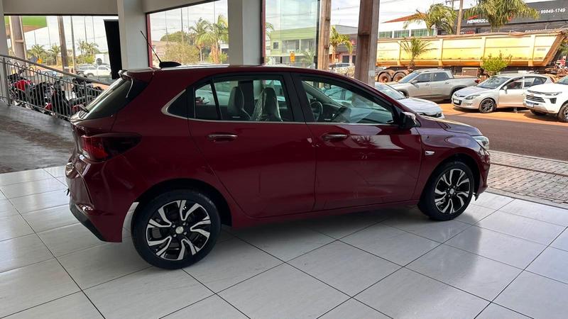 Chevrolet Onix 10tat - foto 4