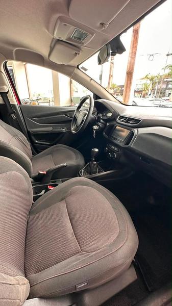Chevrolet Onix 14mt LT - foto 9