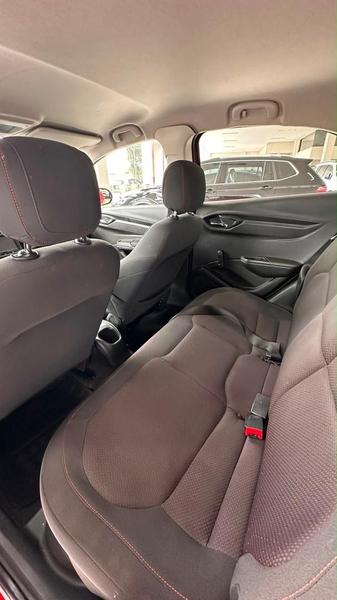 Chevrolet Onix 14mt LT - foto 10