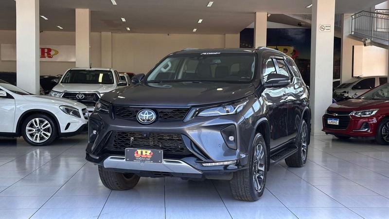 Toyota SW4 2024