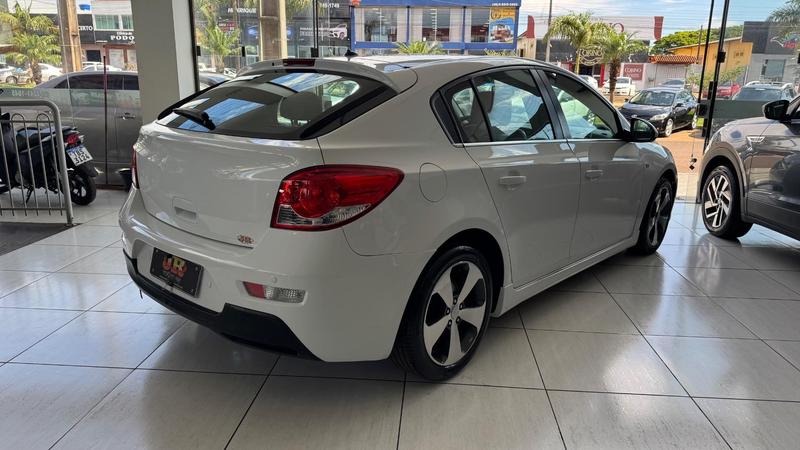 Chevrolet Cruze LT Hb - foto 3