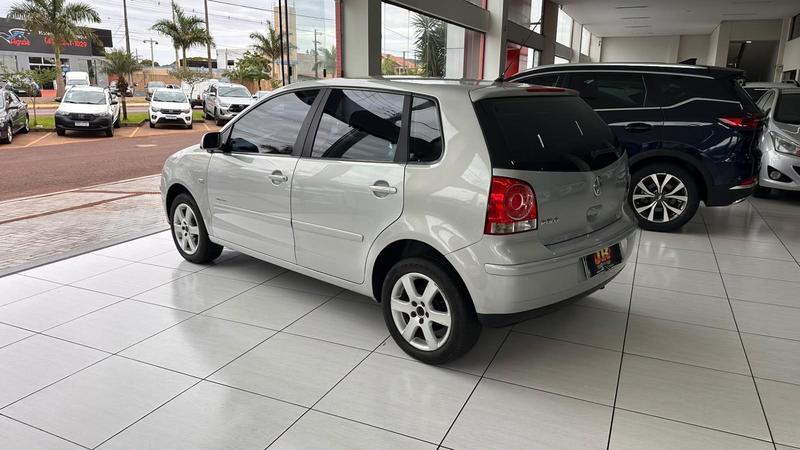 Volkswagen Polo 1.6 Sportline - foto 2