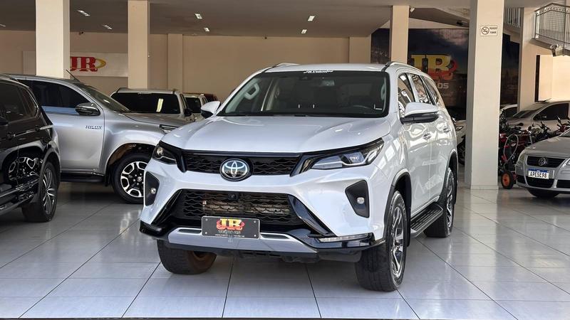 Toyota SW4 2025 à venda