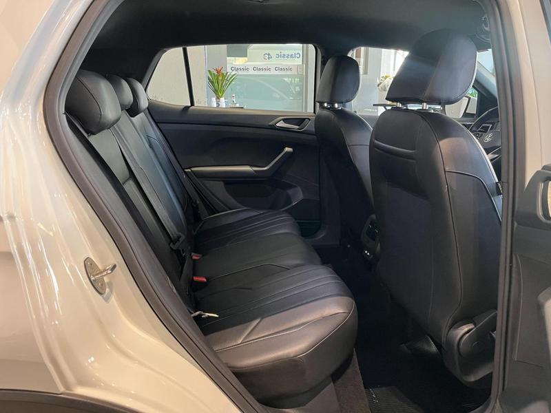 Volkswagen T-Cross Highline 250 TSI Automático - foto 8