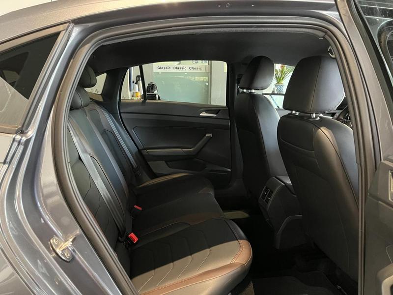 Volkswagen Virtus Highline 200 TSI 1.0 Flex 12V Automático - foto 10