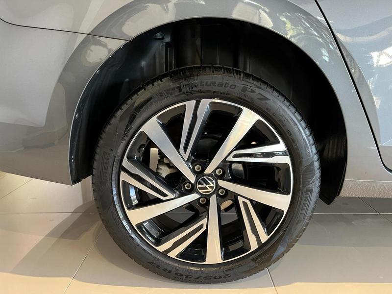 Volkswagen Virtus Highline 200 TSI 1.0 Flex 12V Automático - foto 12