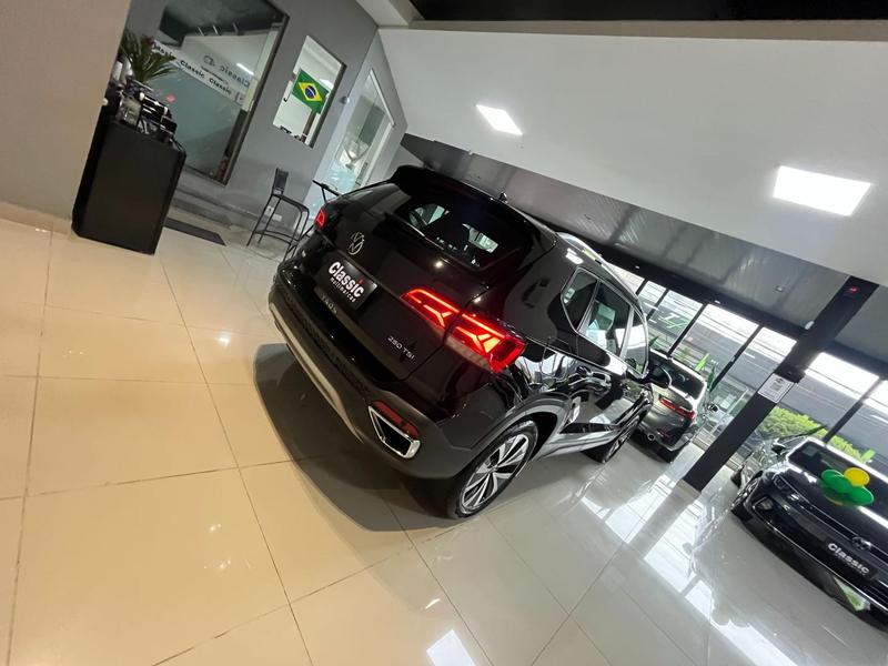 Volkswagen Taos Highline 250 TSI - foto 17