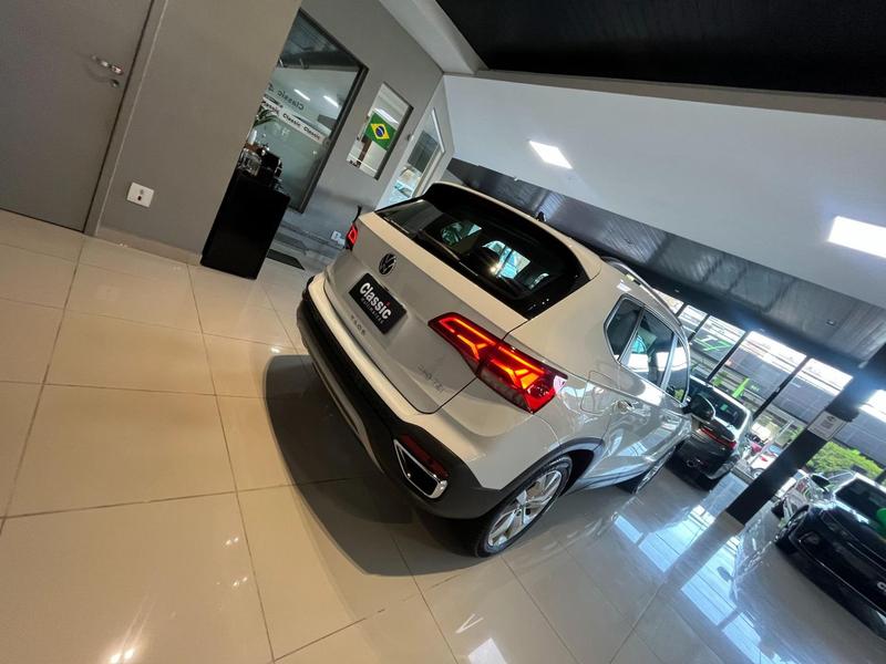 Volkswagen Taos Comfortline 1.4 250 TSI Flex Automático - foto 17