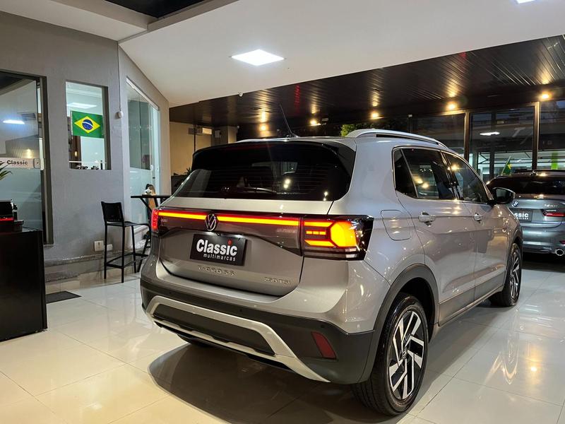 Volkswagen T-Cross Highline 250 TSI Automático - foto 14