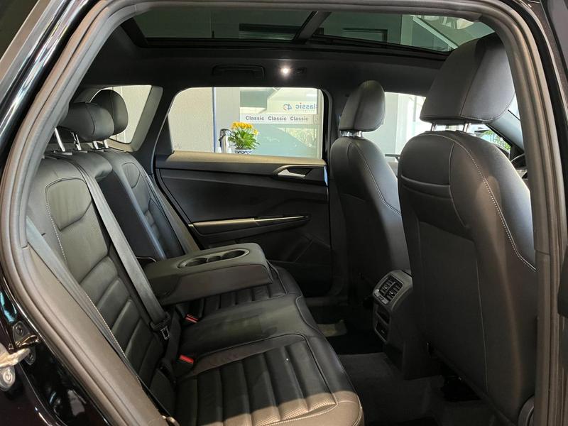 Volkswagen Taos Highline 250 TSI - foto 9
