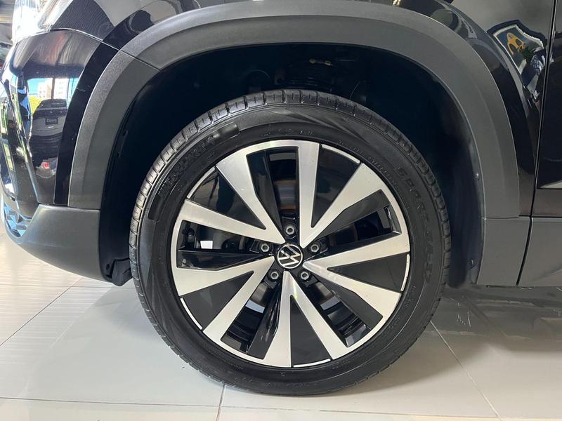 Volkswagen Taos Highline 250 TSI - foto 11