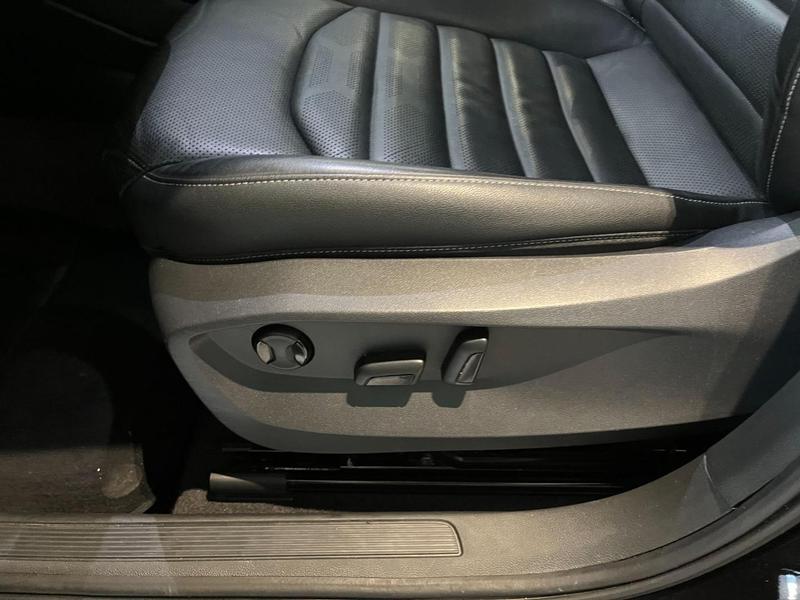 Volkswagen Taos Highline 250 TSI - foto 13