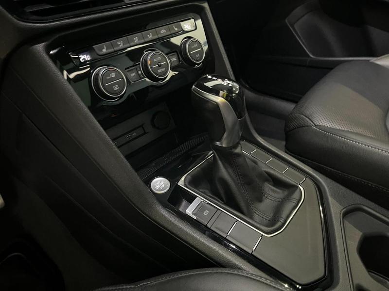 Volkswagen Taos Highline 250 TSI - foto 8