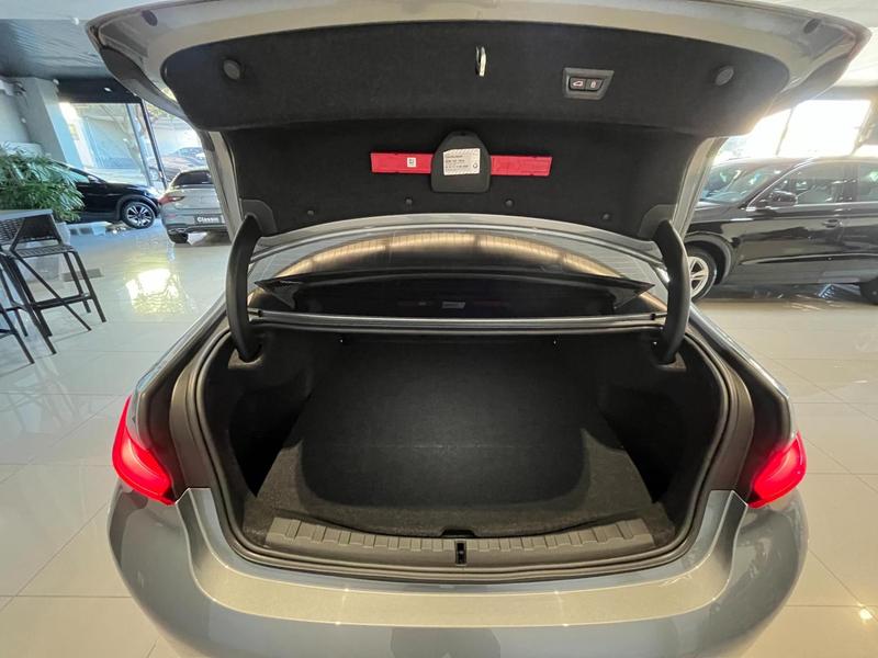 BMW 320i M Sport Flex - foto 17
