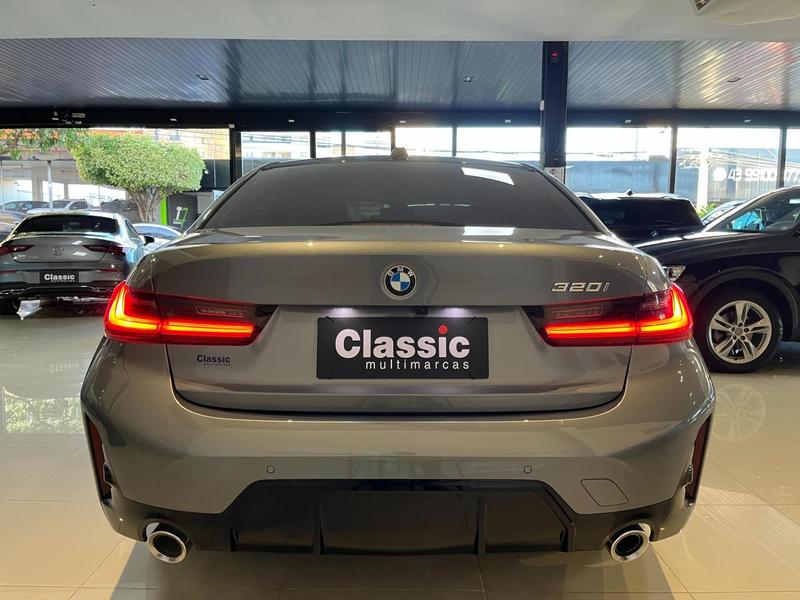 BMW 320i M Sport Flex - foto 20