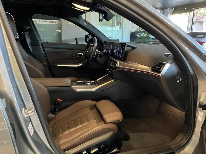 BMW 320i M Sport Flex - foto 9