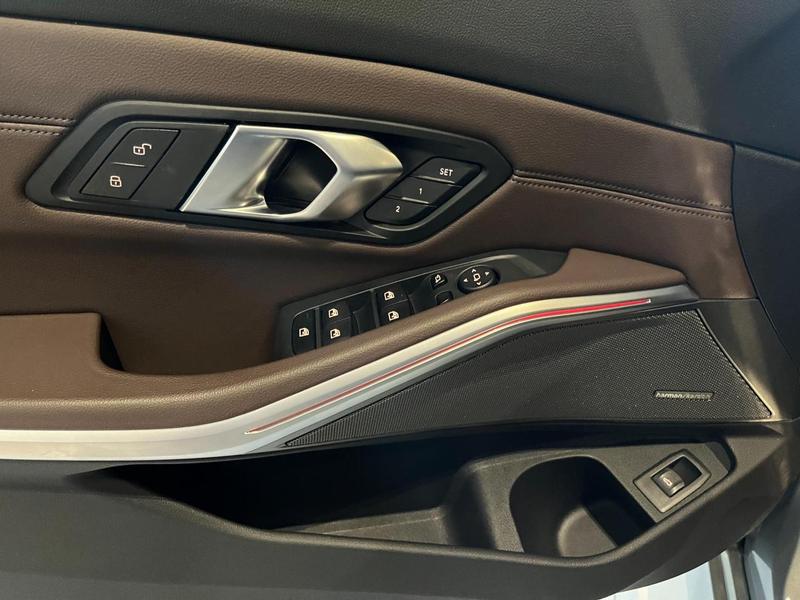 BMW 320i M Sport Flex - foto 15