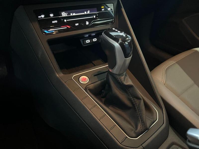 Volkswagen Nivus Highline 1.0 200 TSI Flex Automático - foto 8