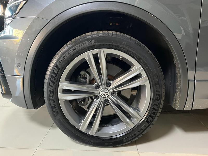 Volkswagen Tiguan Allspace R Line 350 TSI 2.0 4X4 - foto 13