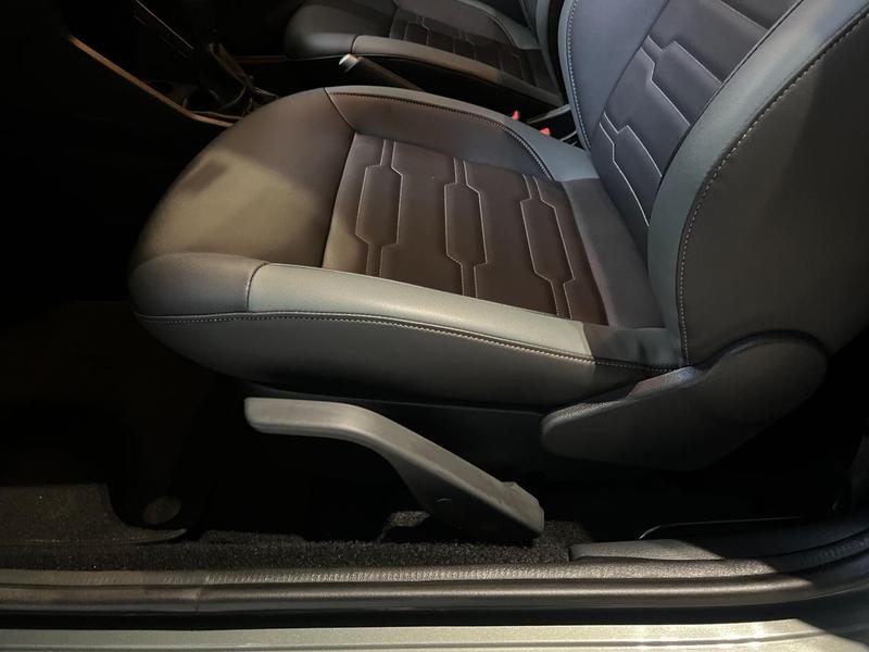 Volkswagen Saveiro Trendline 1.6 Total Flex 16V - foto 13