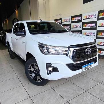 TOYOTA HILUX CD SRX 4X4 2.8 TDI 16V DIESEL AUT