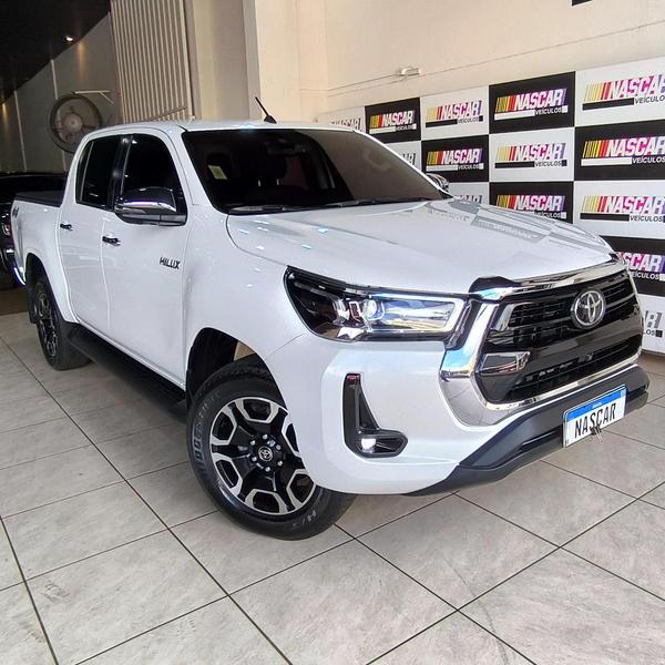 TOYOTA HILUX CD SRX 4X4 2.8 TDI 16V DIESEL AUT